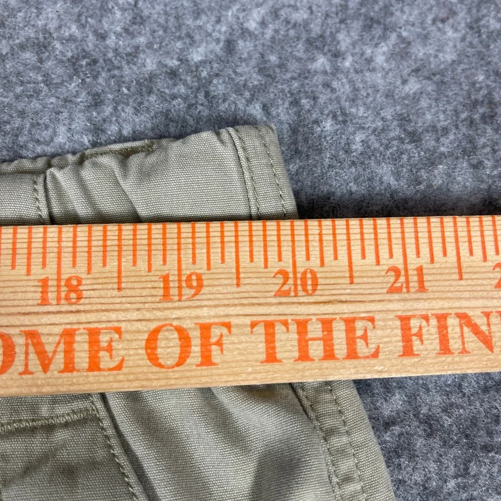 Tommy Bahama Cargo Shorts Mens Large Khaki Cotton Pleated Elastic Waist Tan